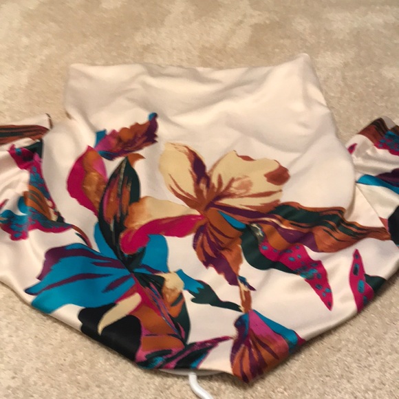 Pretty jacket - Picture 2 of 2